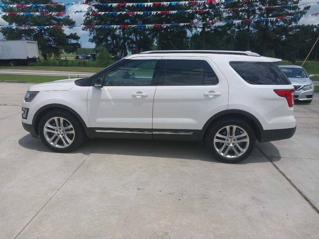 Ford Explorer XLT FWD 2017