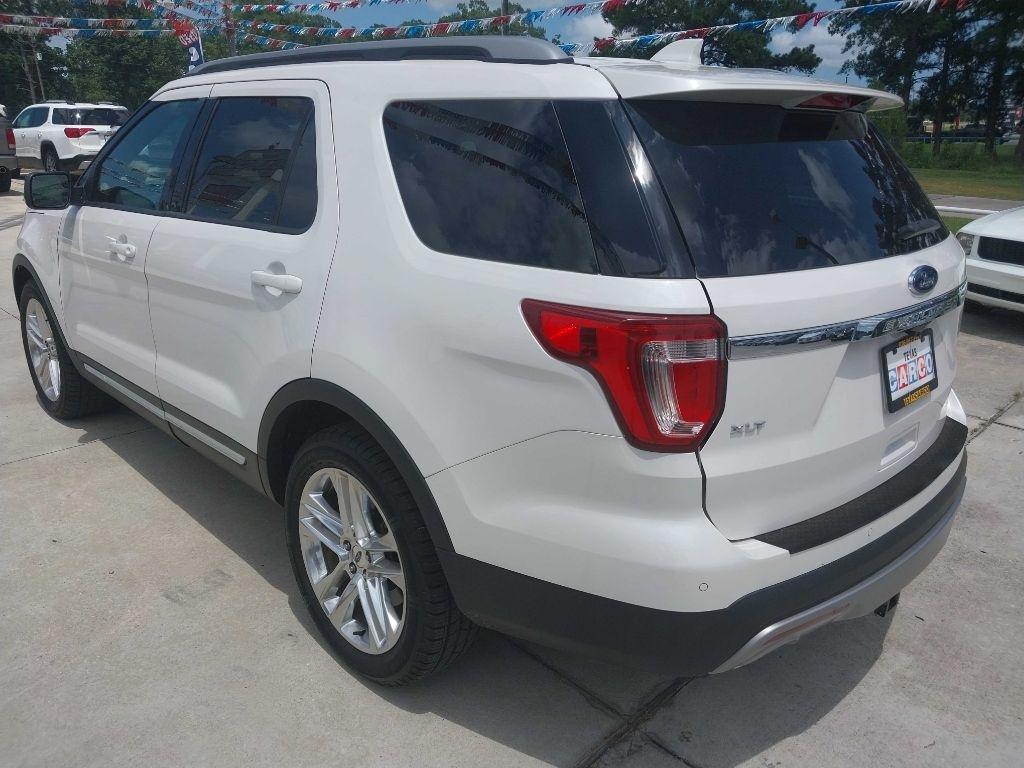 Ford Explorer XLT FWD 2017