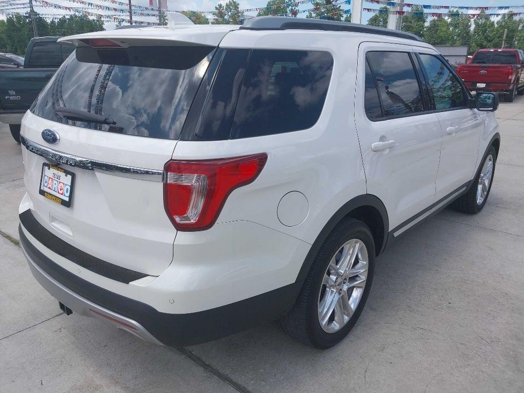 Ford Explorer XLT FWD 2017