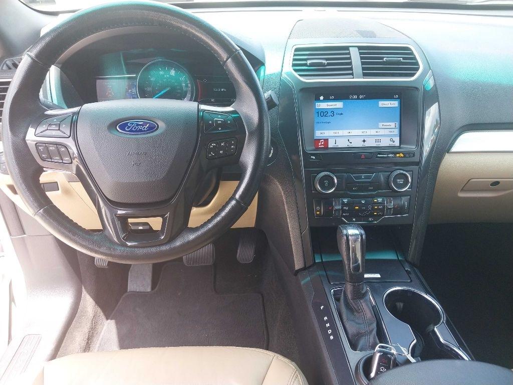 Ford Explorer XLT FWD 2017
