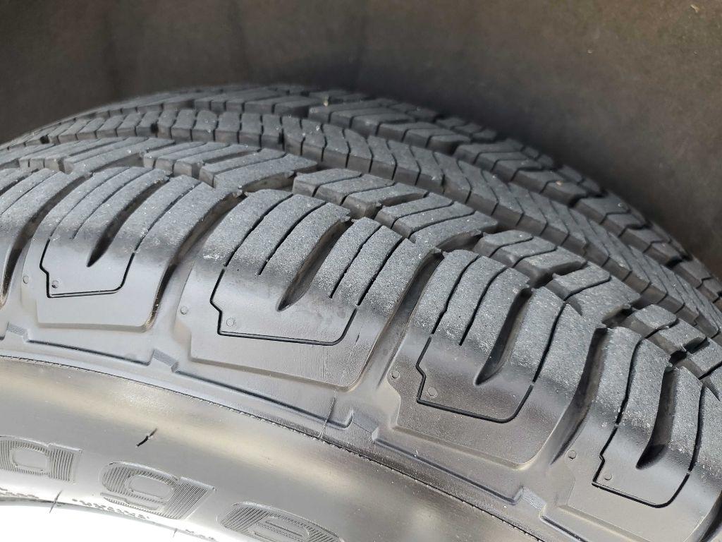 Jeep Grand Cherokee Laredo 2WD 2015