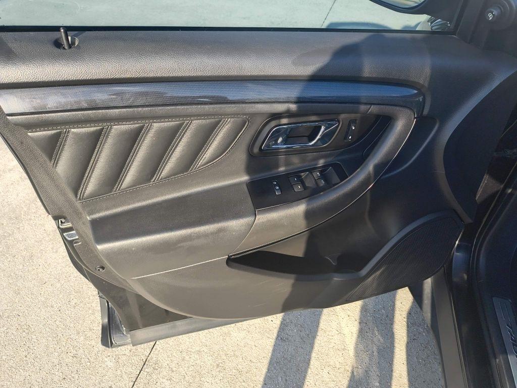 Ford Taurus SHO AWD 2010
