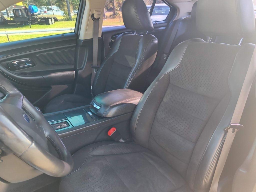 Ford Taurus SHO AWD 2010