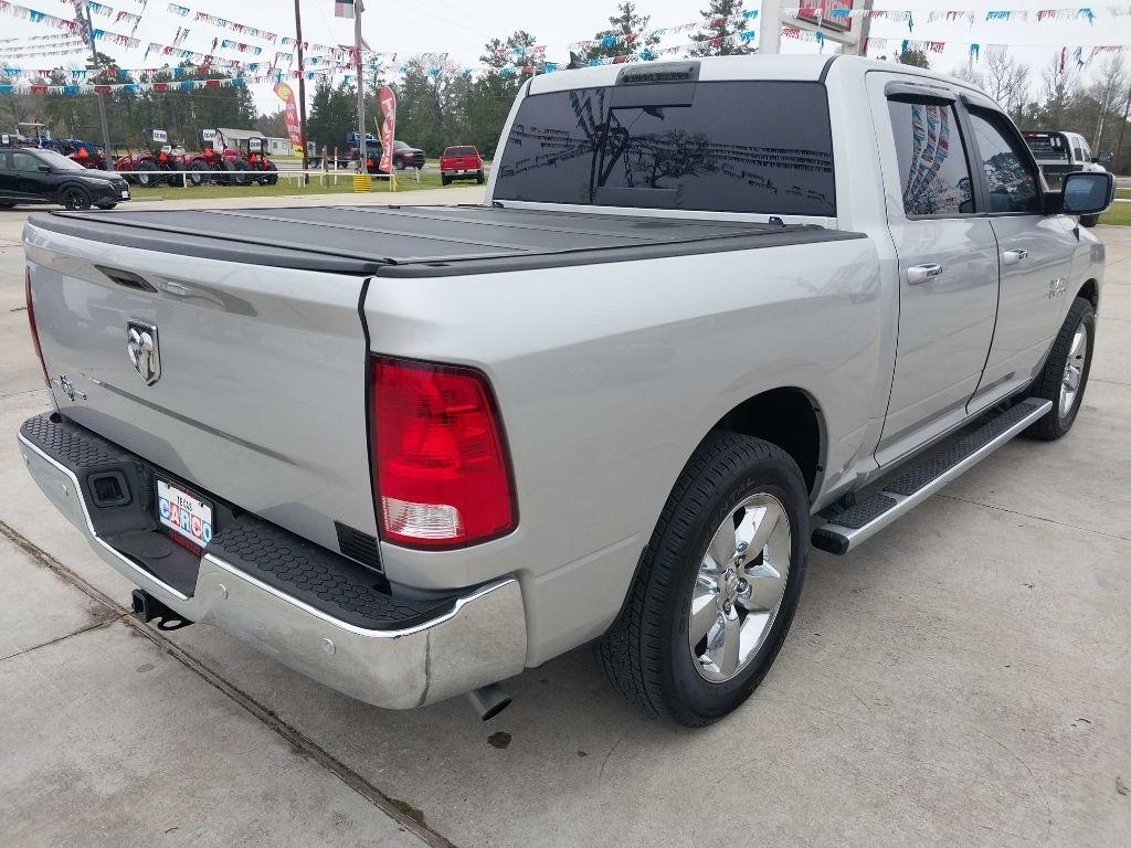 RAM 1500 SLT Crew Cab SWB 2WD 2015