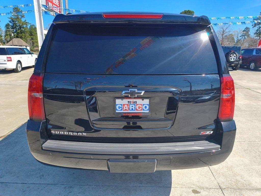 Chevrolet Suburban LT 4WD 2017