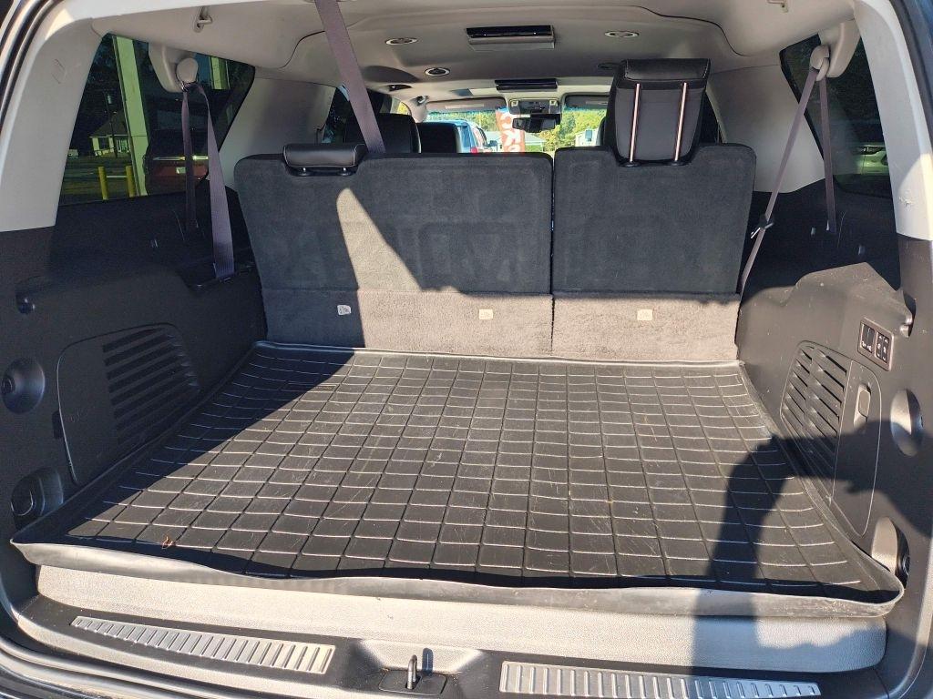 Chevrolet Suburban LT 4WD 2017