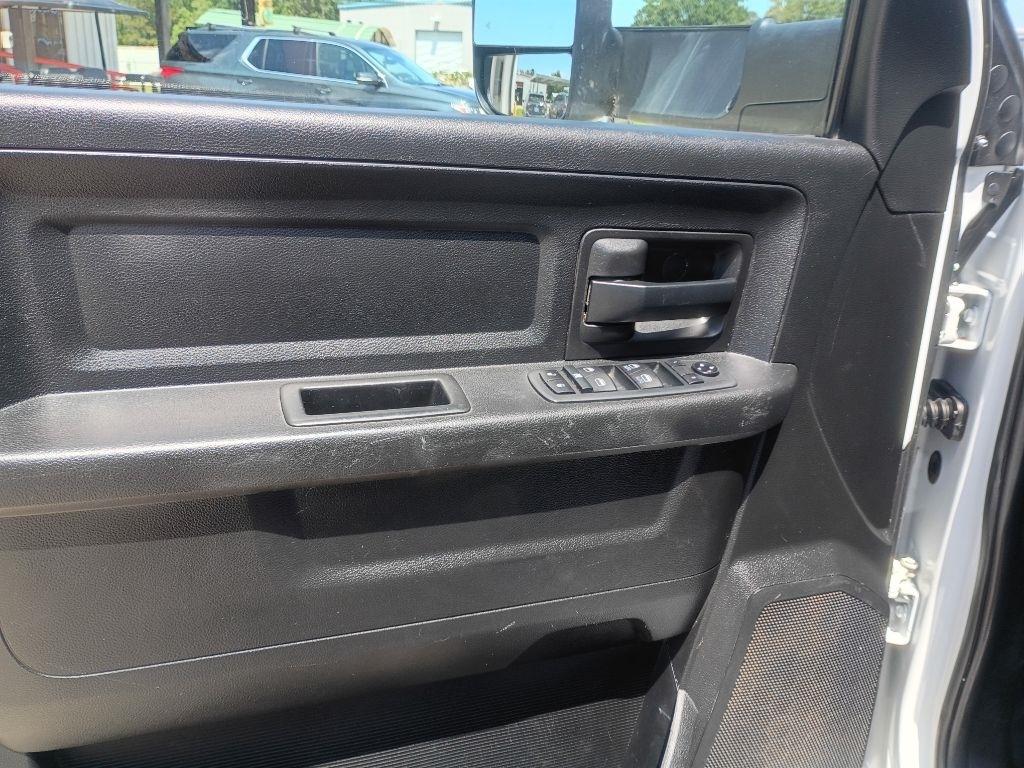 RAM 3500 Crew Cab 4WD DRW 2020