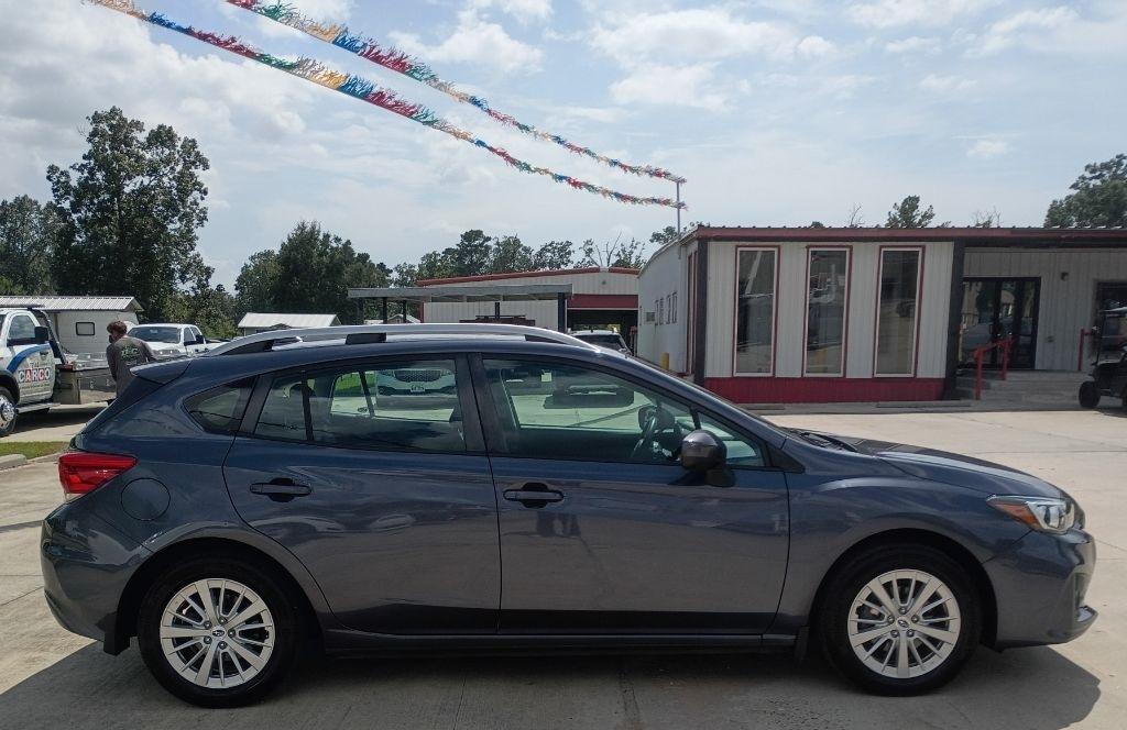 Subaru Impreza 2.0i Premium CVT 5-Door 2017