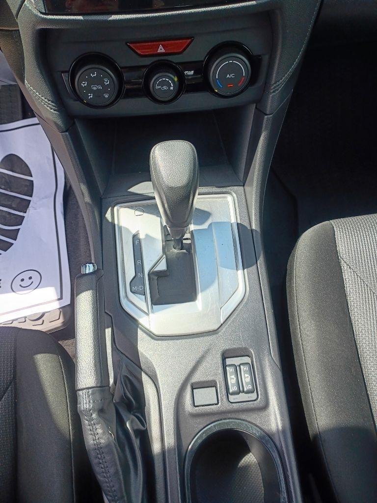 Subaru Impreza 2.0i Premium CVT 5-Door 2017