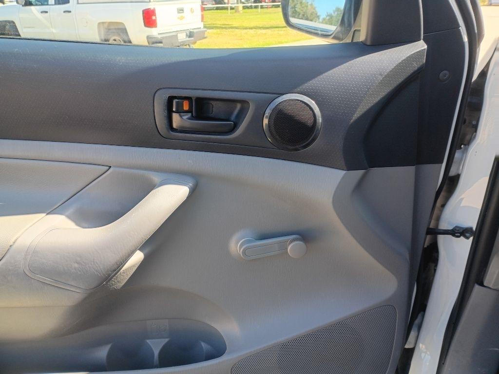 Toyota Tacoma Regular Cab 2WD 2013