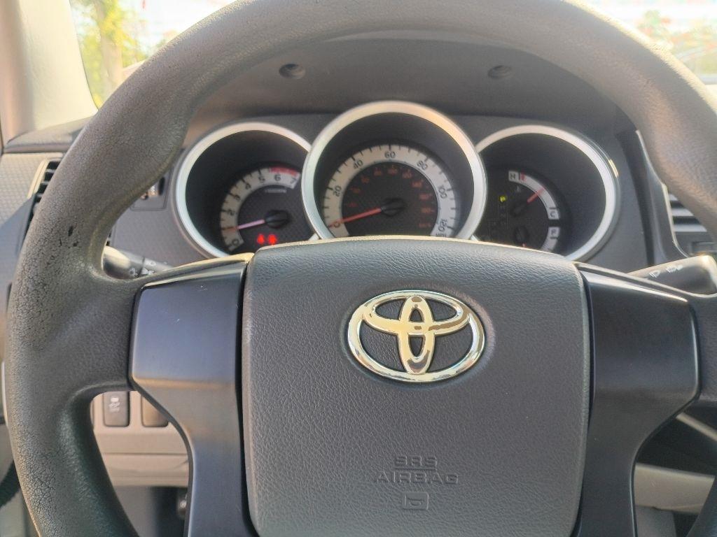 Toyota Tacoma Regular Cab 2WD 2013
