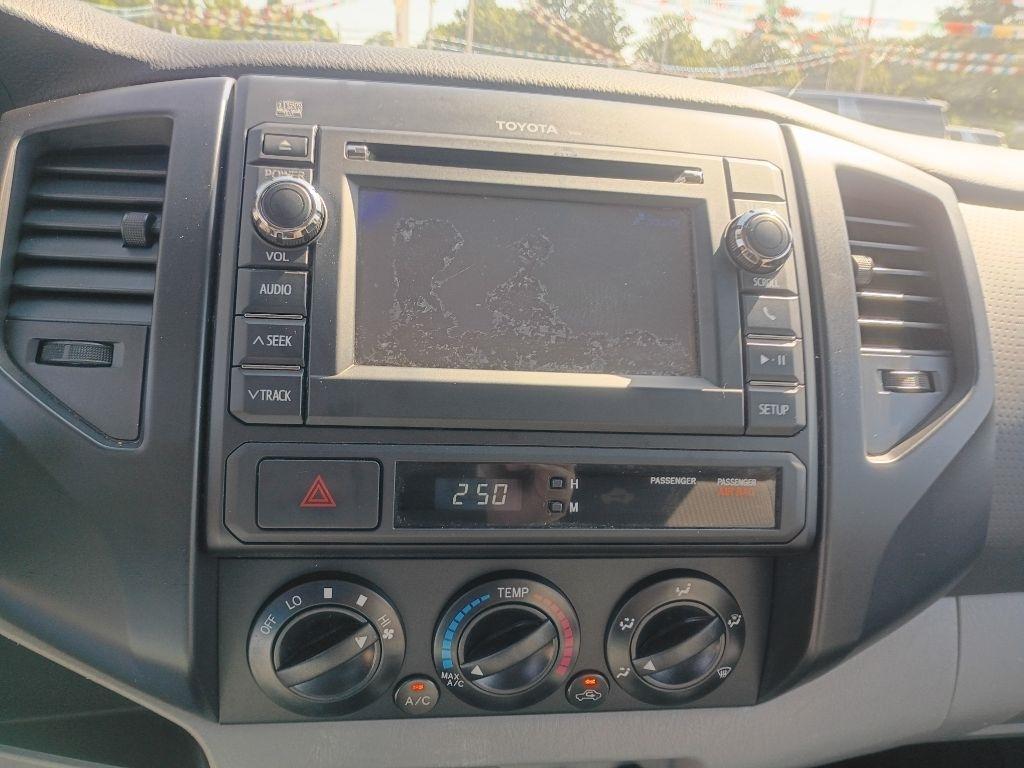 Toyota Tacoma Regular Cab 2WD 2013