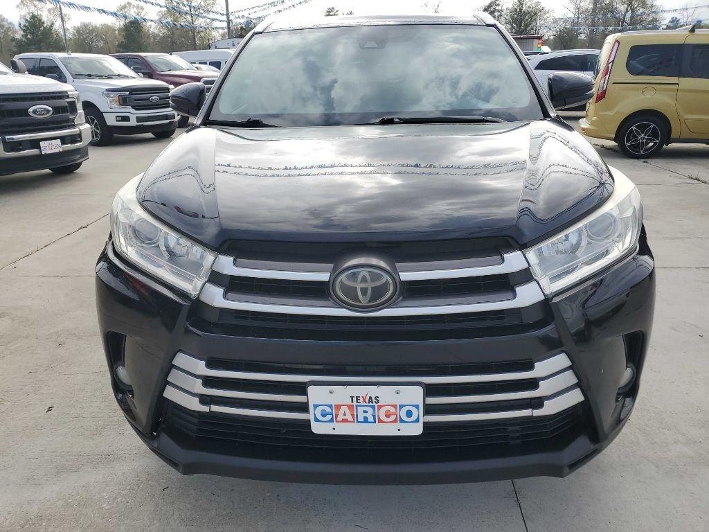 Toyota Highlander SE FWD V6 2018