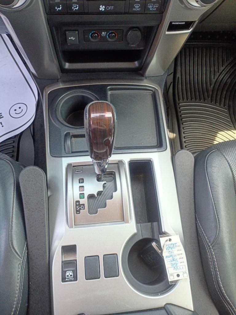 Toyota 4Runner SR5 2WD 2020