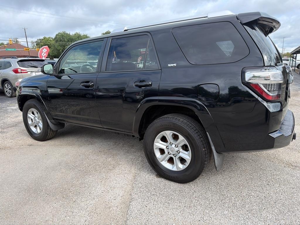 Toyota 4Runner SR5 2WD 2016