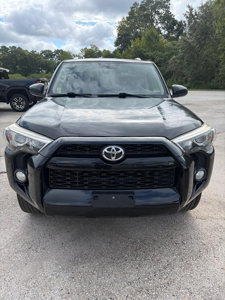 Toyota 4Runner SR5 2WD 2016