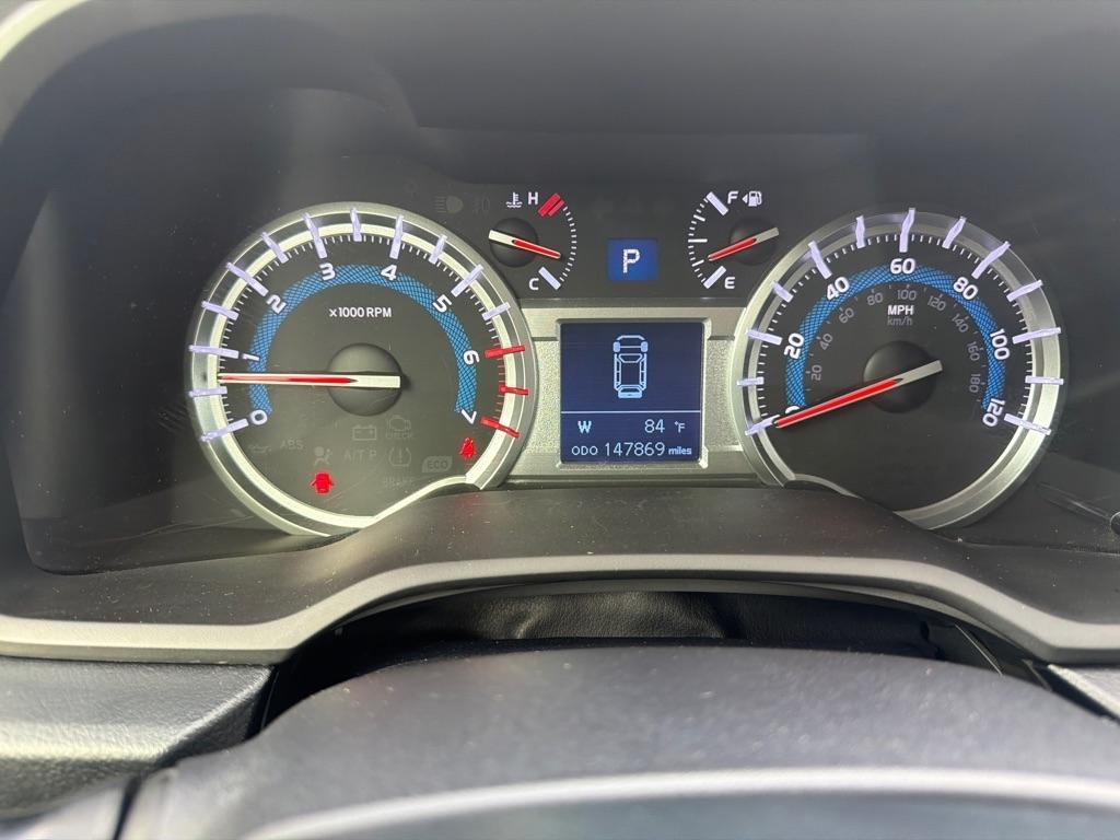 Toyota 4Runner SR5 2WD 2016