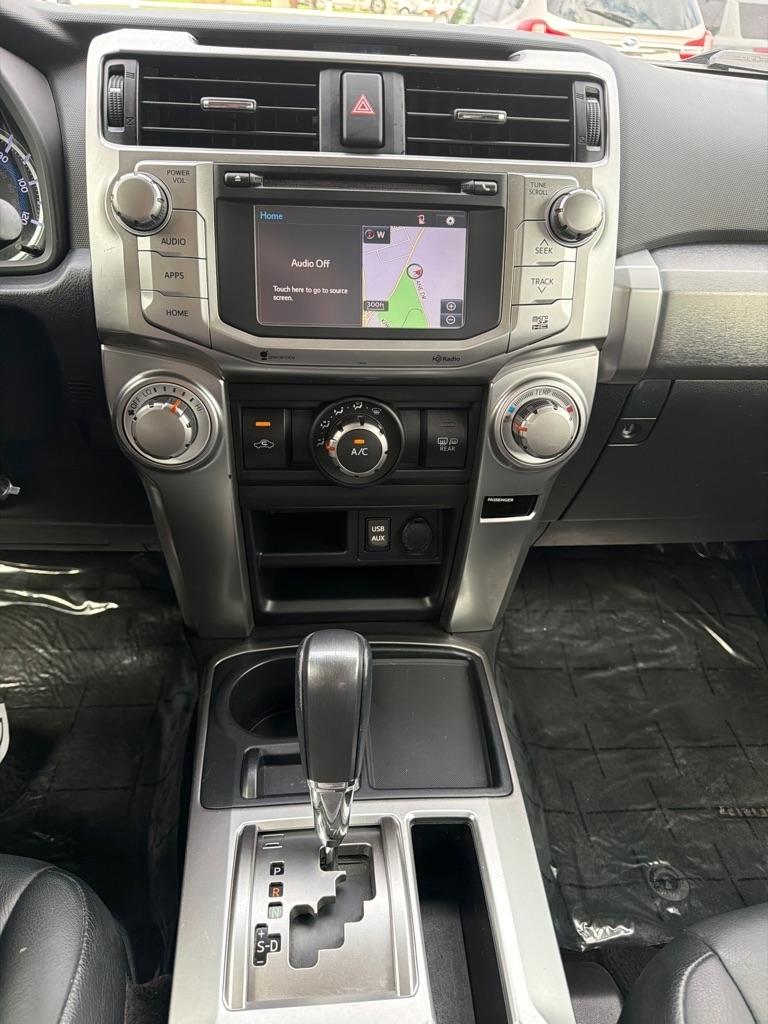 Toyota 4Runner SR5 2WD 2016