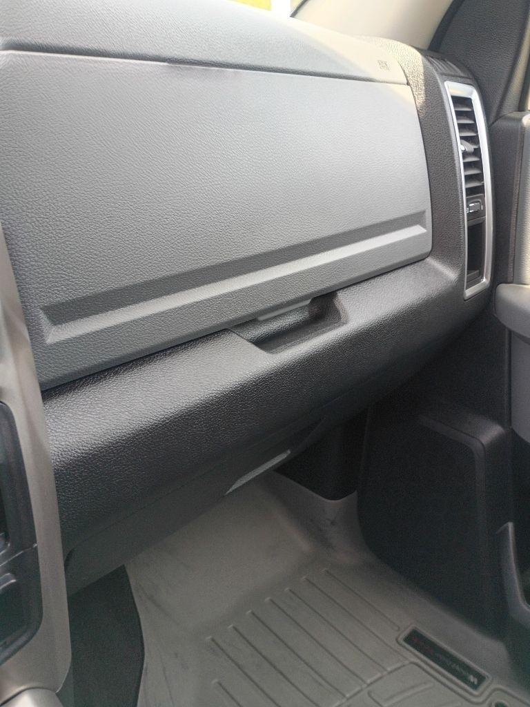 RAM 2500 SLT Crew Cab SWB 4WD 2015