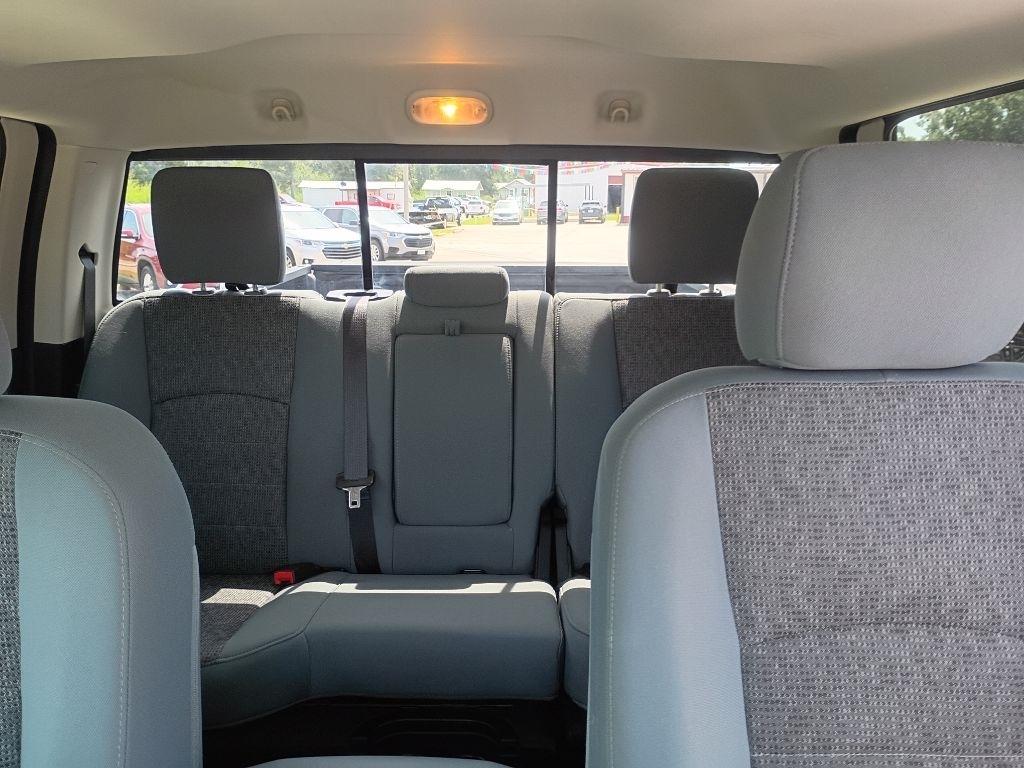 RAM 2500 SLT Crew Cab SWB 4WD 2015