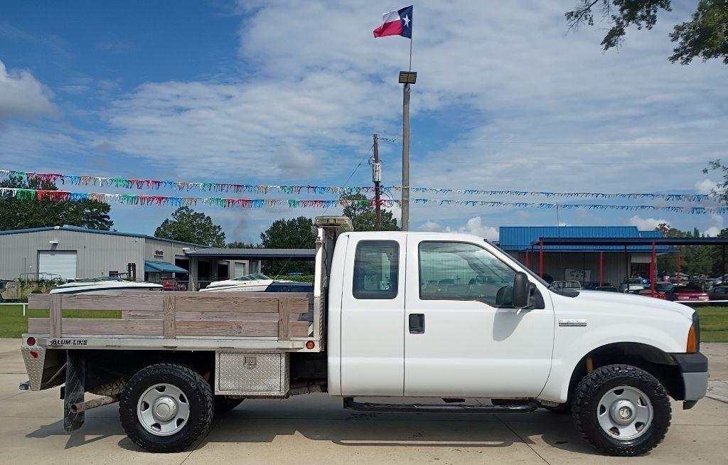 Ford F-250 SD XL SuperCab 4WD 2006