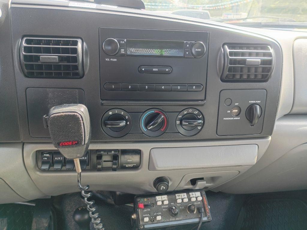 Ford F-250 SD XL SuperCab 4WD 2006