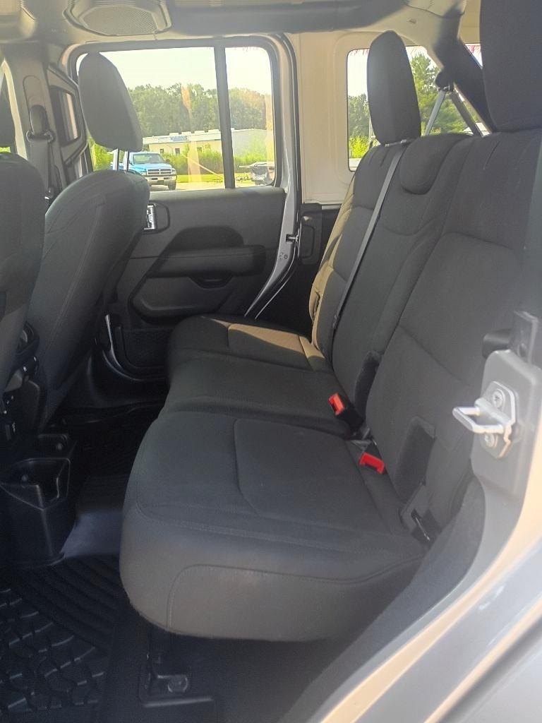 Jeep Wrangler Unlimited Sahara 2019