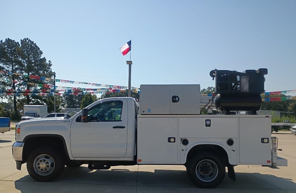 GMC Sierra 3500HD Base Long Box 4WD 2017