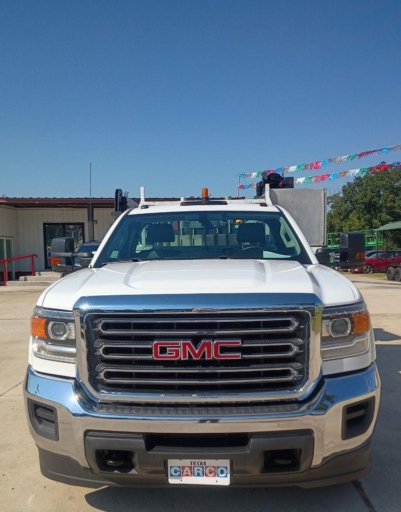 GMC Sierra 3500HD Base Long Box 4WD 2017