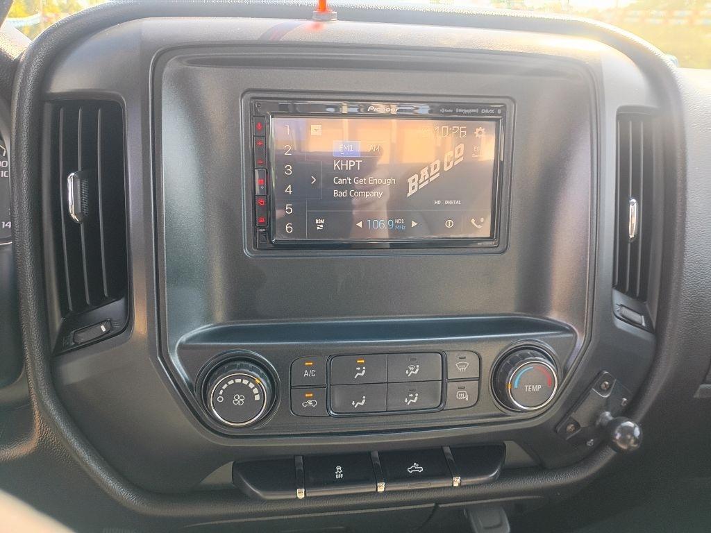 GMC Sierra 3500HD Base Long Box 4WD 2017