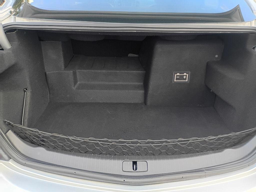 Buick Regal Base 2012