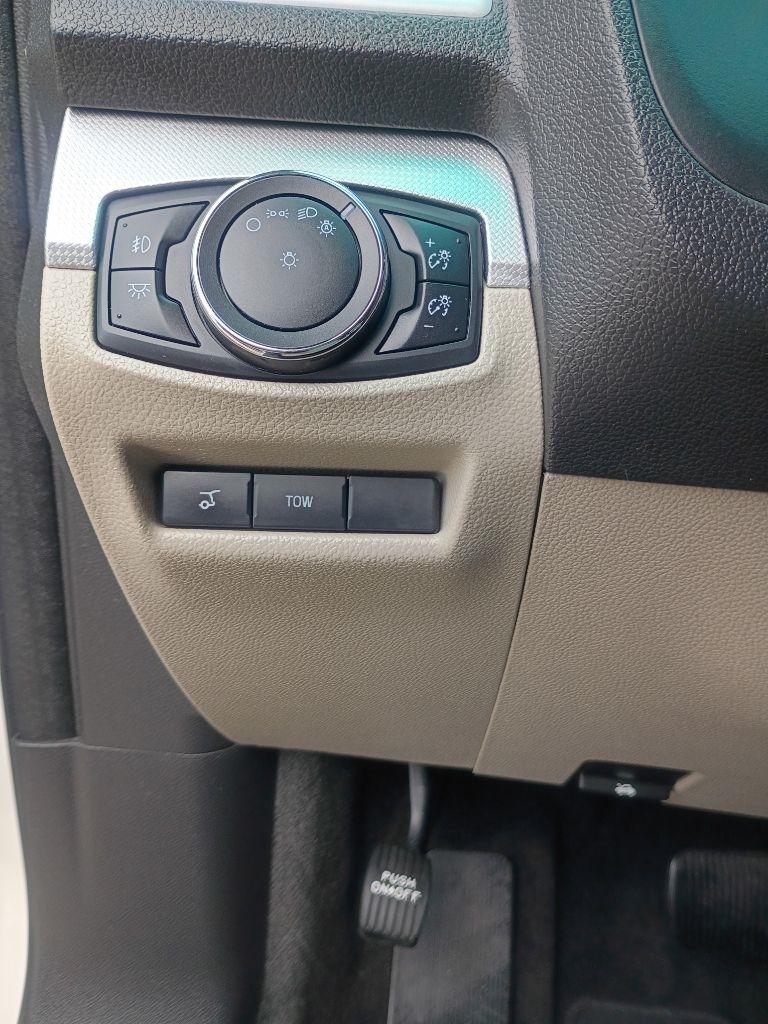 Ford Explorer XLT FWD 2014