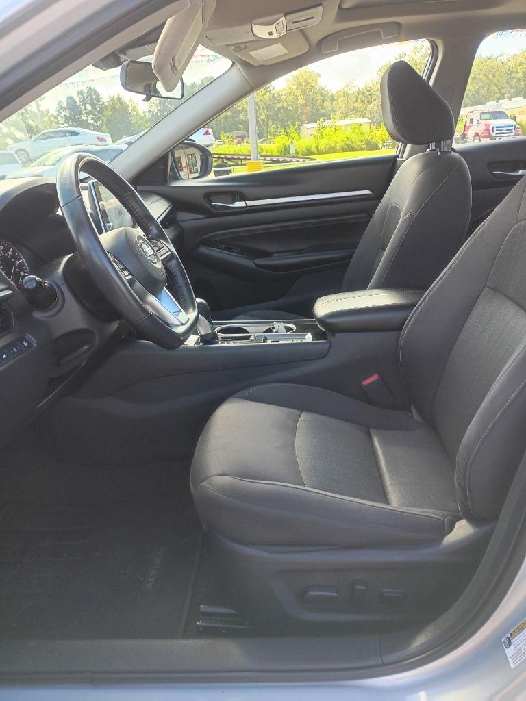 Nissan Altima 2.5 SV 2022