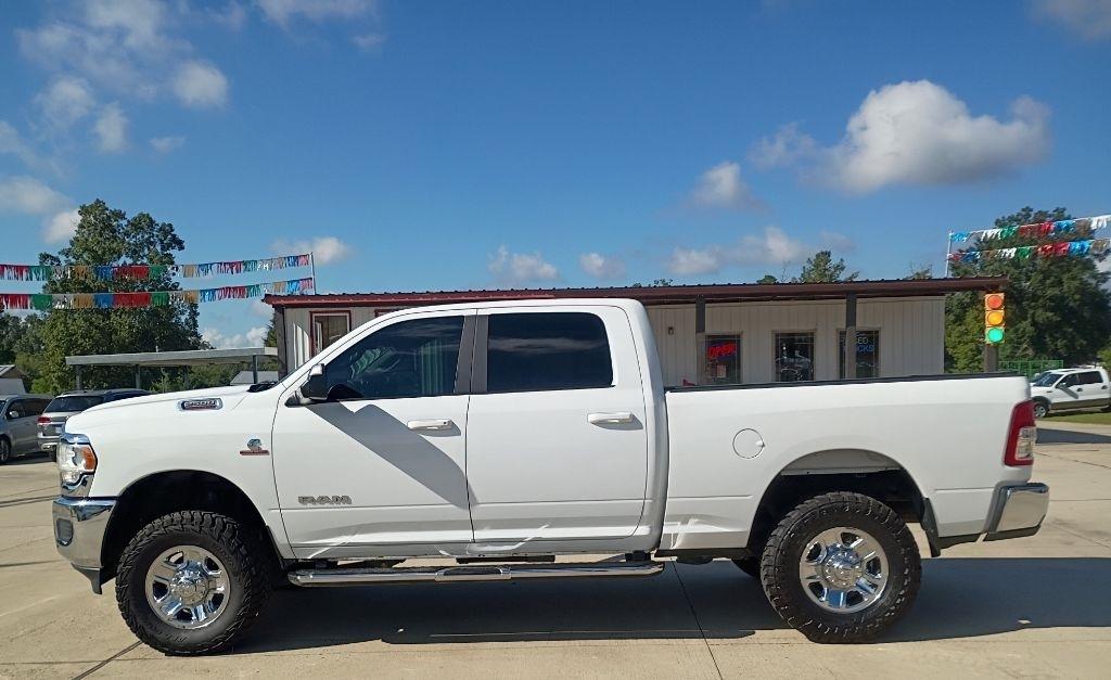 RAM 2500 Tradesman Crew Cab SWB 4WD 2022