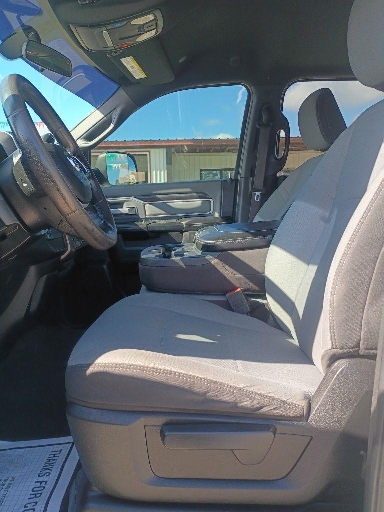 RAM 2500 Tradesman Crew Cab SWB 4WD 2022