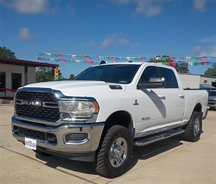 2022 RAM 2500 Tradesman Crew Cab SWB 4WD