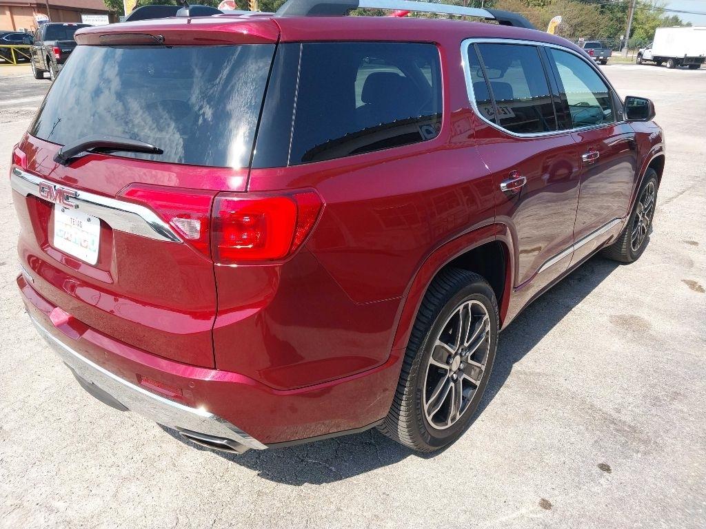 GMC Acadia Denali 2017