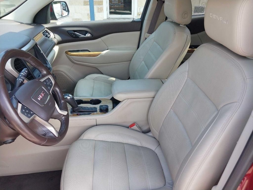GMC Acadia Denali 2017