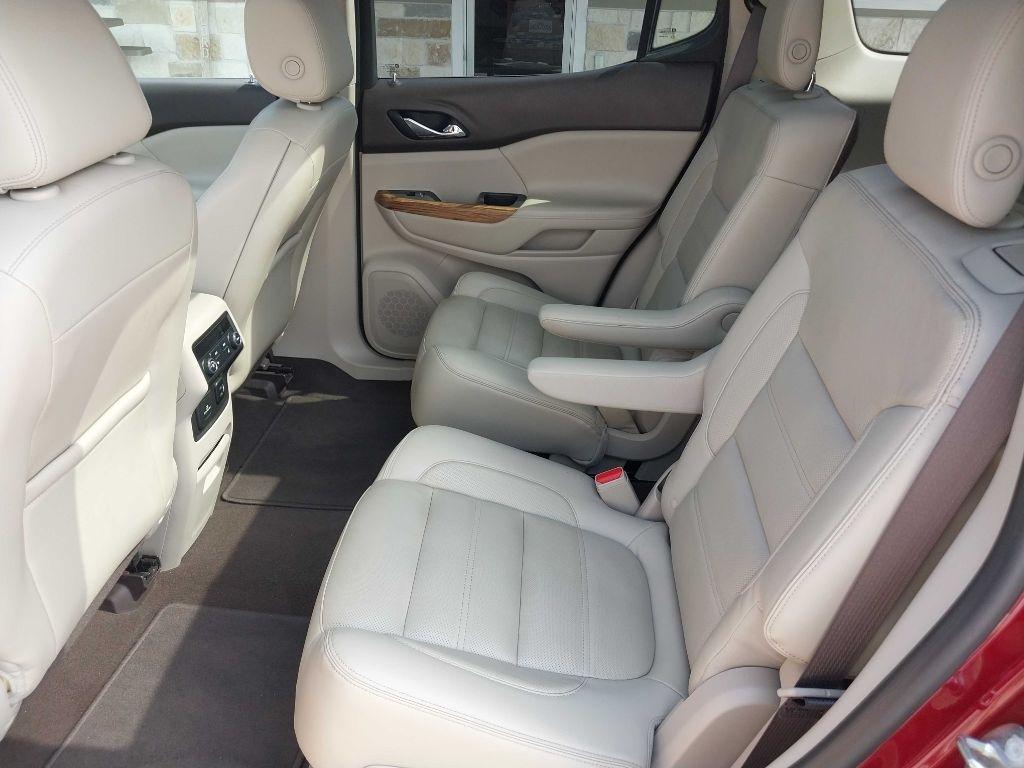 GMC Acadia Denali 2017