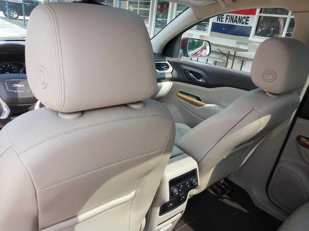 GMC Acadia Denali 2017