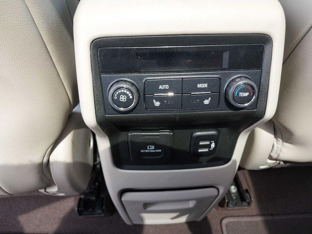 GMC Acadia Denali 2017