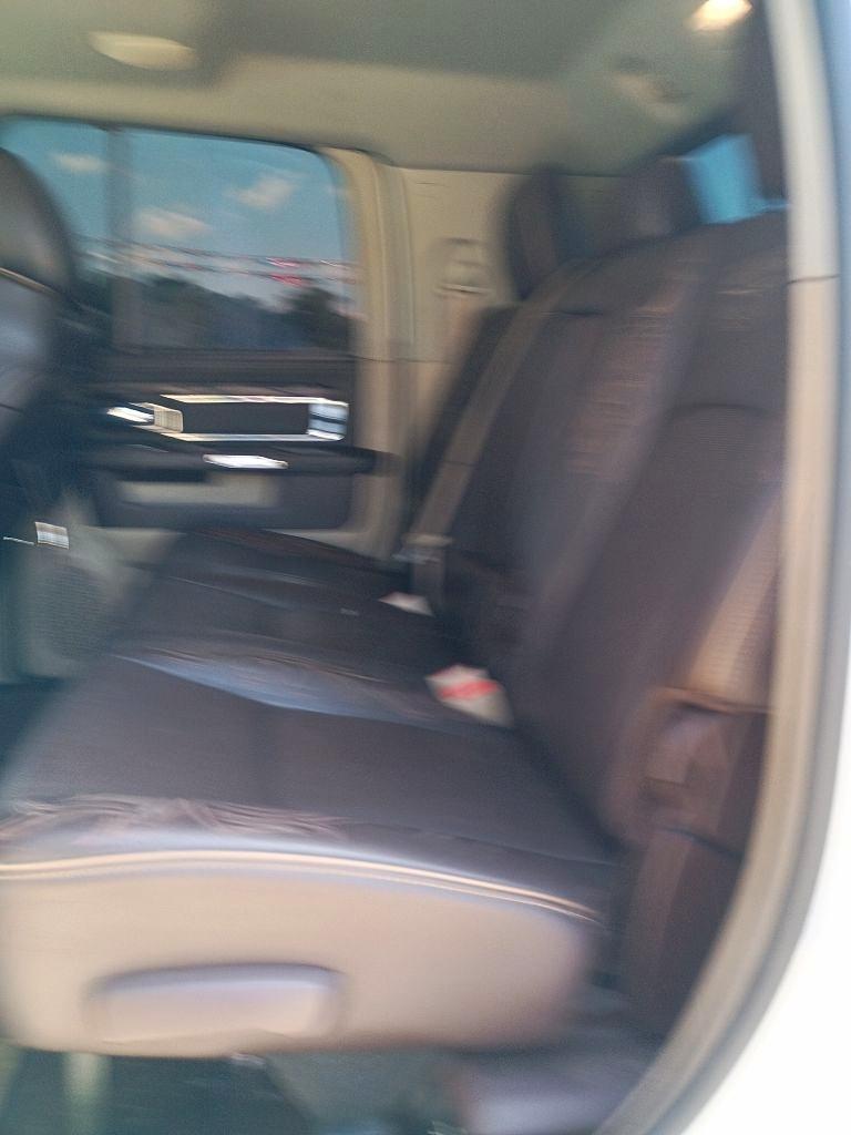 RAM 3500 Longhorn Mega Cab 4WD DRW 2016