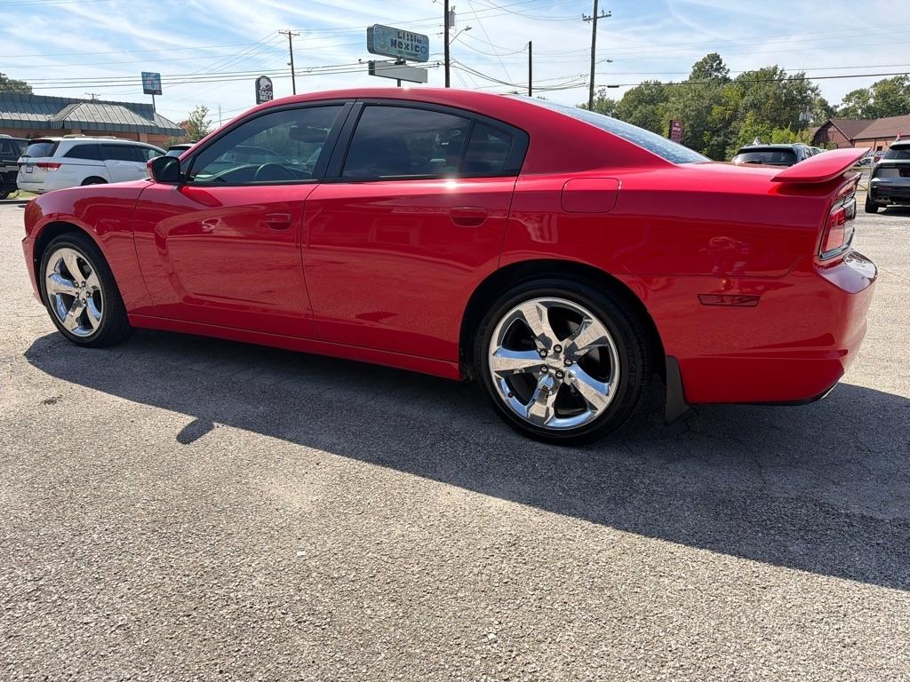 Dodge Charger SE 2014