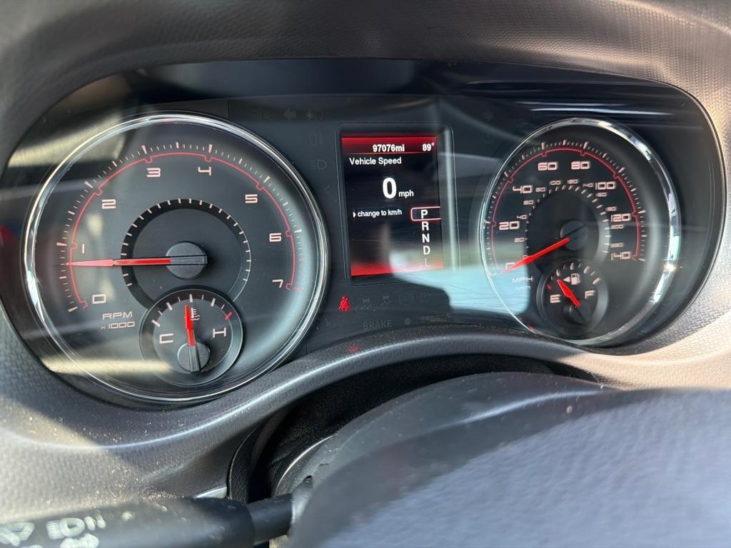 Dodge Charger SE 2014