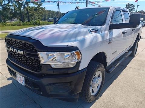 2022 RAM 2500 Tradesman Crew Cab SWB 4WD
