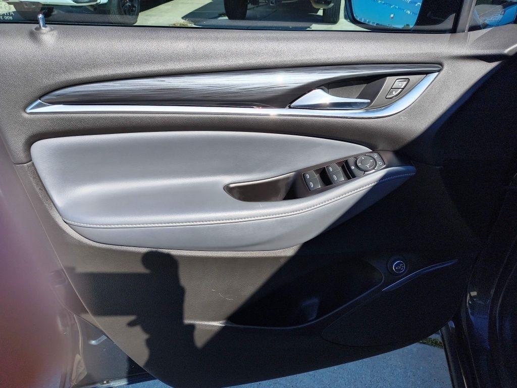 Buick Enclave Preferred 2020