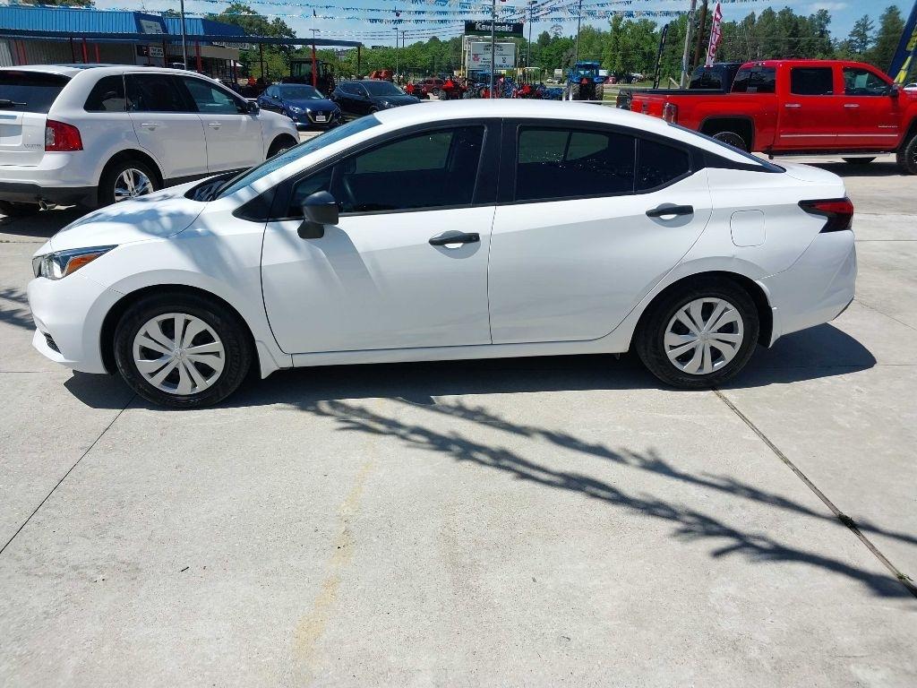 Nissan Versa S CVT 2020