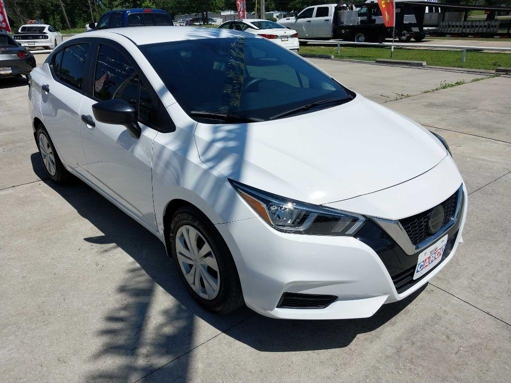 Nissan Versa S CVT 2020