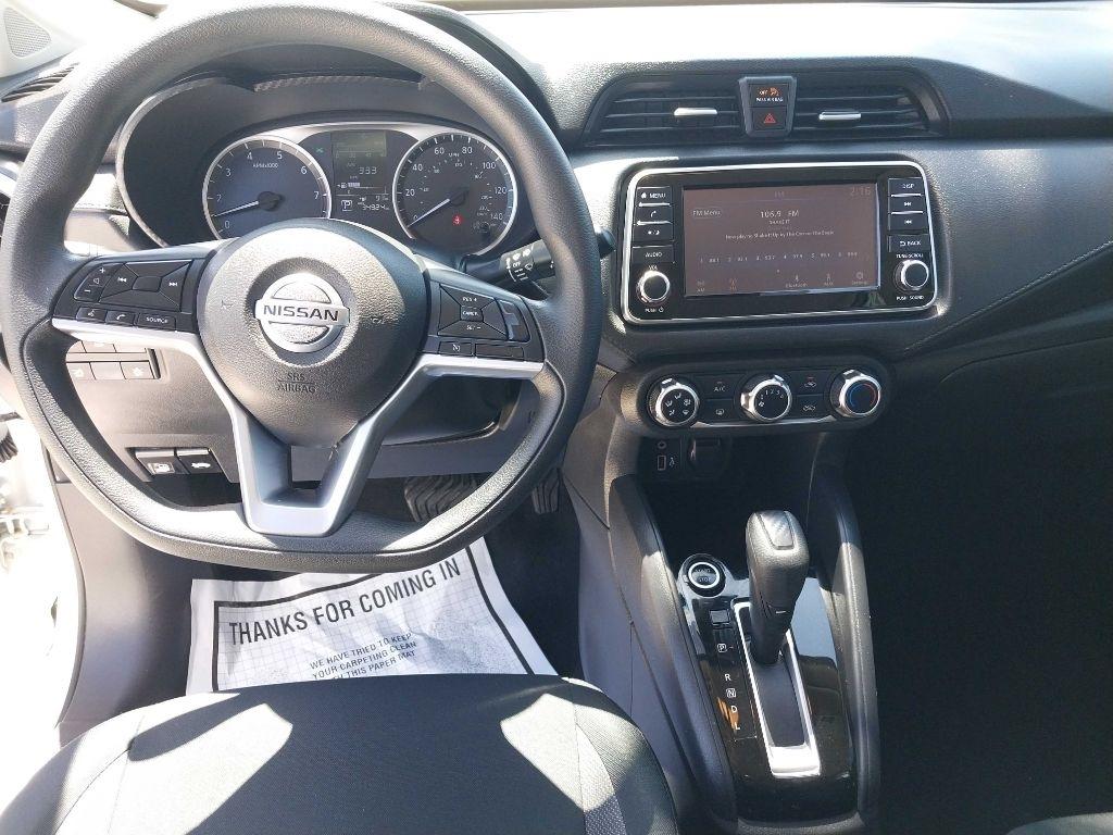 Nissan Versa S CVT 2020