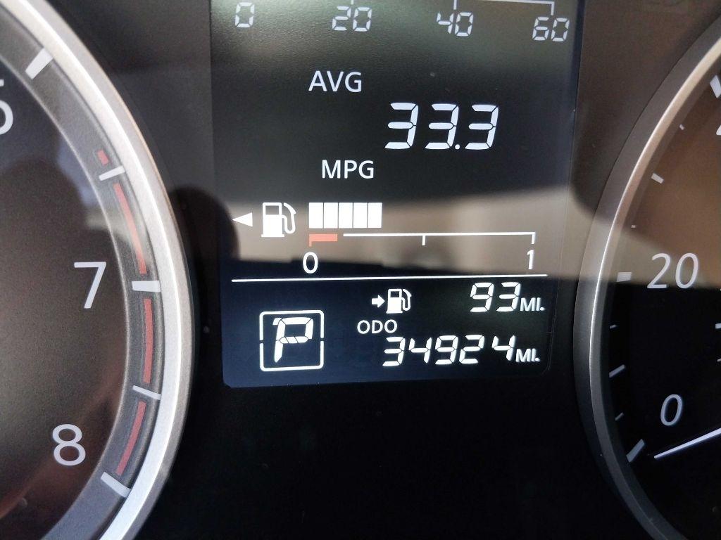Nissan Versa S CVT 2020